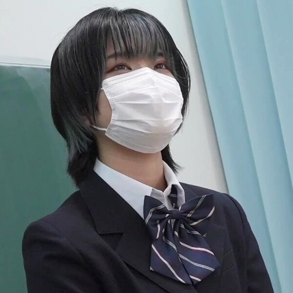 完全処女Rinちゃん（貧乳）が初めての手コキ！【4K/60p】